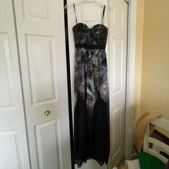 VTG 2010 EUC BCBG Evening Gown/Prom Dress - Picture 6 of 11
